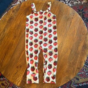 Kate Quinn Strawberry romper 2t